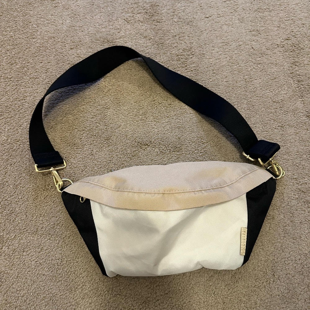 Canvelle Fanny Pack
